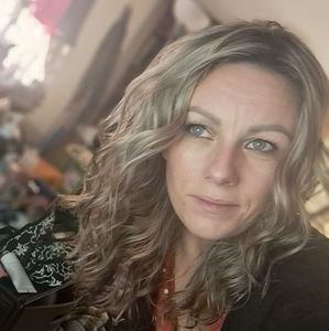 Meet your Posher, Jaclyn